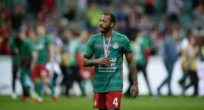 Hocası, Fernandese yapılan teklifi açıkladı Galatasarayın transfer gündemindeydi...