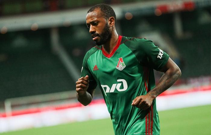 Hocası, Fernandese yapılan teklifi açıkladı Galatasarayın transfer gündemindeydi...