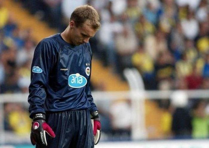ROBERT ENKE