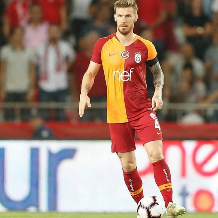 Galatasaray Eren Derdiyok ve Serdar Azizi takasta kullanacak