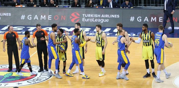Fenerbahçeden Maccabiye bayrak misillemesi