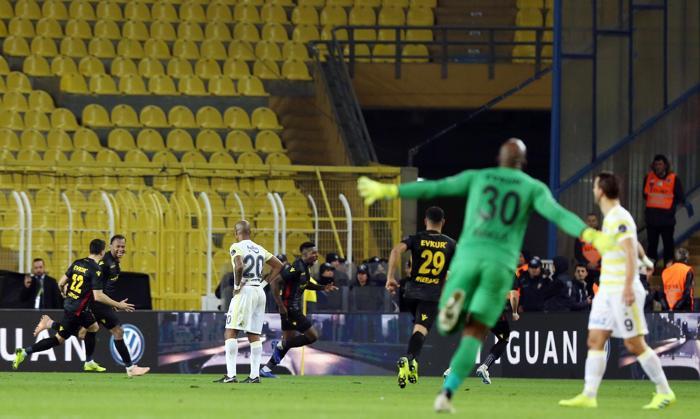 Fanatik yazarlarının Fenerbahçe - Evkur Yeni Malatyaspor maçı yorumları