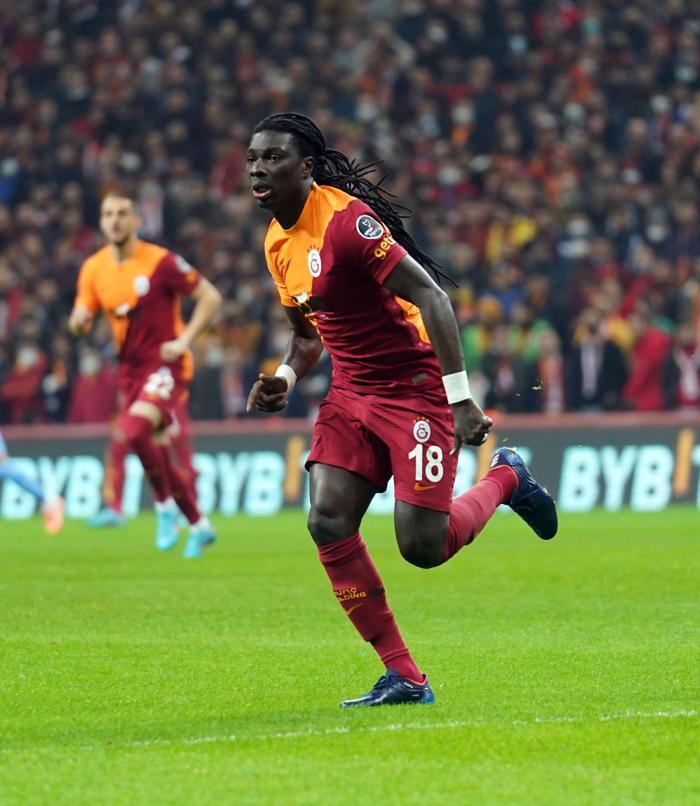 Fanatik yazarları Galatasaray - Kayserispor maçını değerlendirdi: Karanlığa doğru