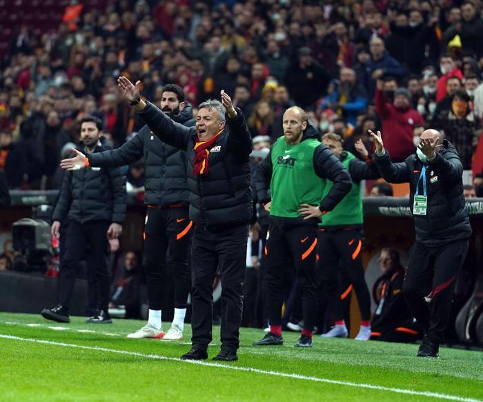 Fanatik yazarları Galatasaray - Kayserispor maçını değerlendirdi: Karanlığa doğru