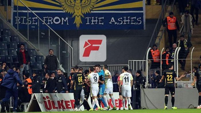 Guilhermenin yaptığı hareket Fenerbahçeli futbolcuları çıldırttı