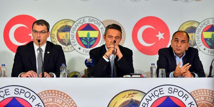Comolli bombaları patlatıyor