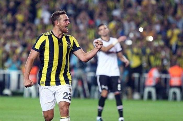 Comolli bombaları patlatıyor