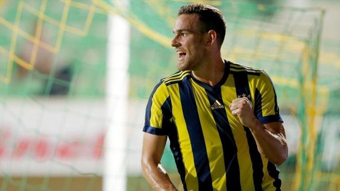 Comolli bombaları patlatıyor