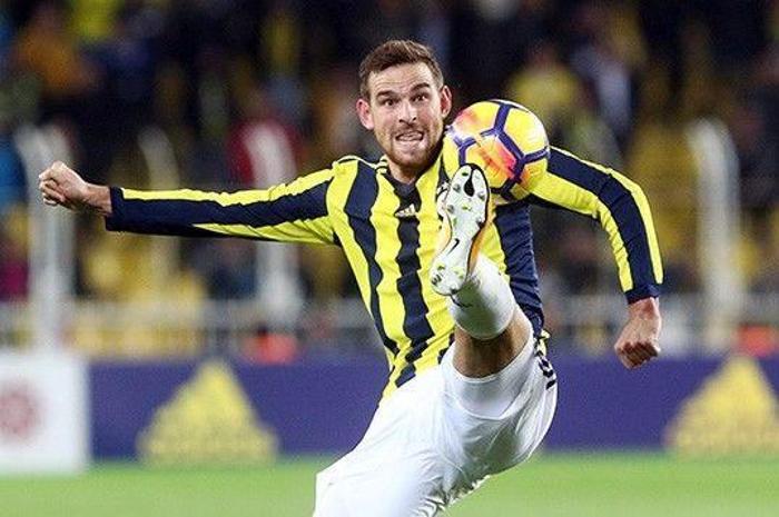 Comolli bombaları patlatıyor