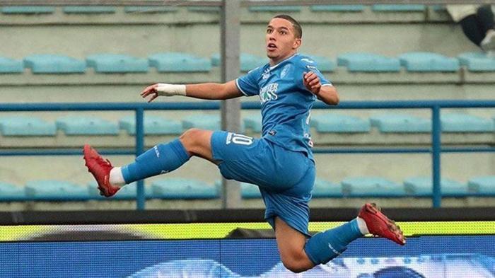 Galatasaray Ismael Bennaccer transferinden vazgeçmiyor