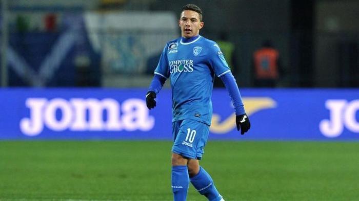 Galatasaray Ismael Bennaccer transferinden vazgeçmiyor