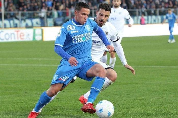 Galatasaray Ismael Bennaccer transferinden vazgeçmiyor