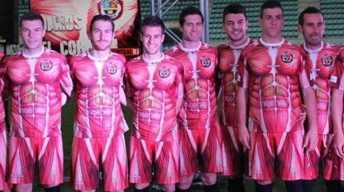 Dünya futbol tarihinin en kötü formaları