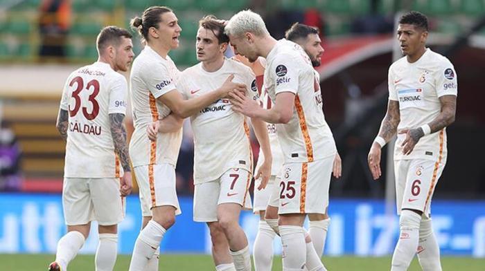 Son dakika Galatasaray haberi Büyük hayal kırıklığı Sarı kırmızılılarda korkutan tablo