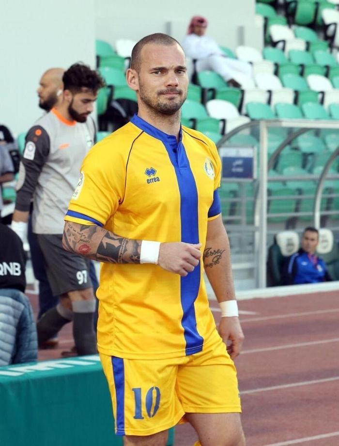 Beşiktaşta Şenol Güneşten Wesley Sneijdere veto