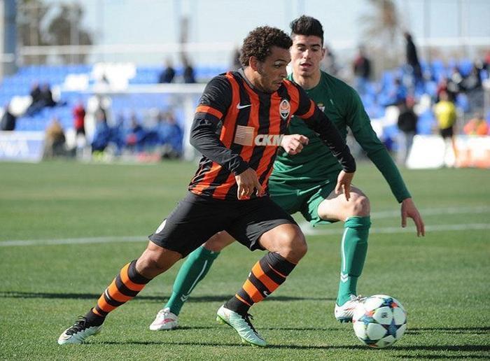 Beşiktaşta Şenol Güneşten Wesley Sneijdere veto