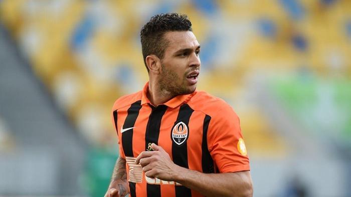 Beşiktaşta Şenol Güneşten Wesley Sneijdere veto