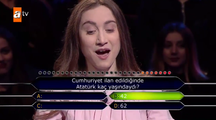 Kim Milyoner Olmak İsterde Atatürk sorusuna 2 joker kullanan yarışmacı tepki aldı