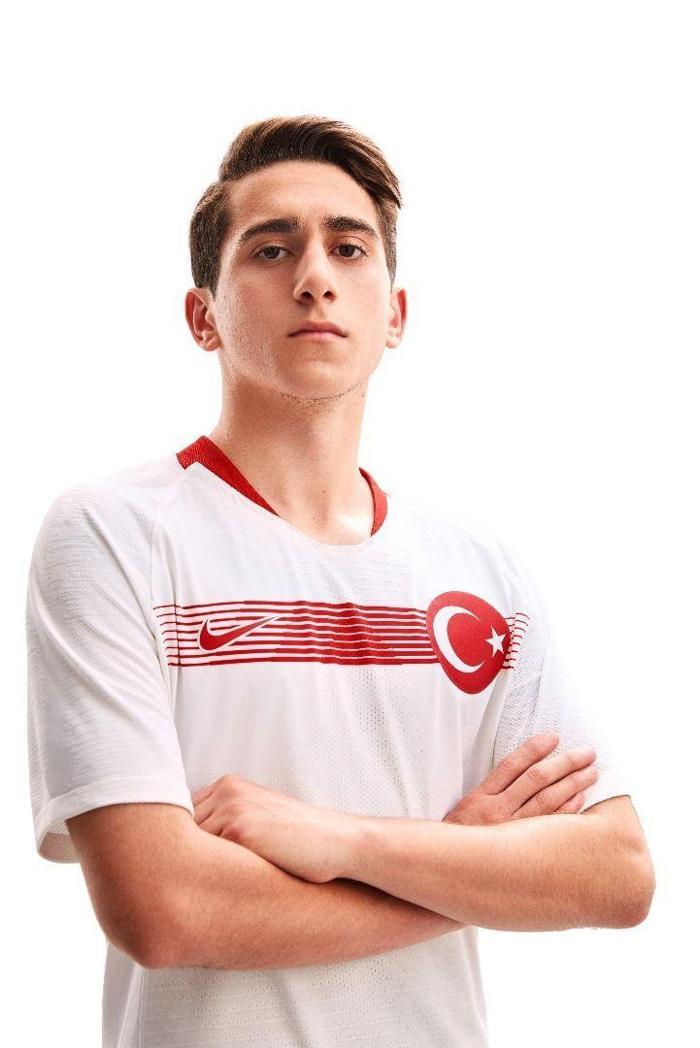 A Milli Takımın yeni formaları tanıtıldı