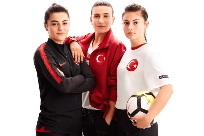 A Milli Takımın yeni formaları tanıtıldı