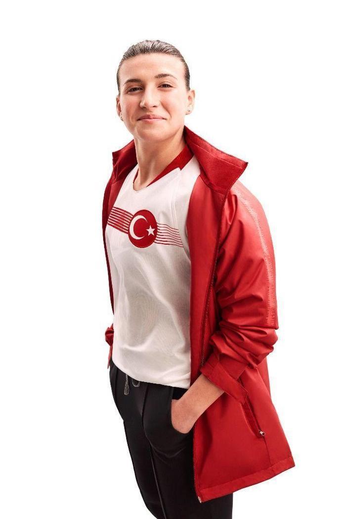 A Milli Takımın yeni formaları tanıtıldı