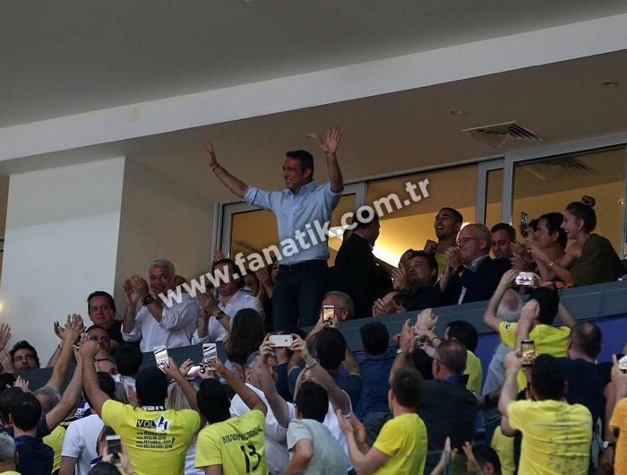Fenerbahçe Doğuş ve Ali Koçun şampiyonluk coşkusu