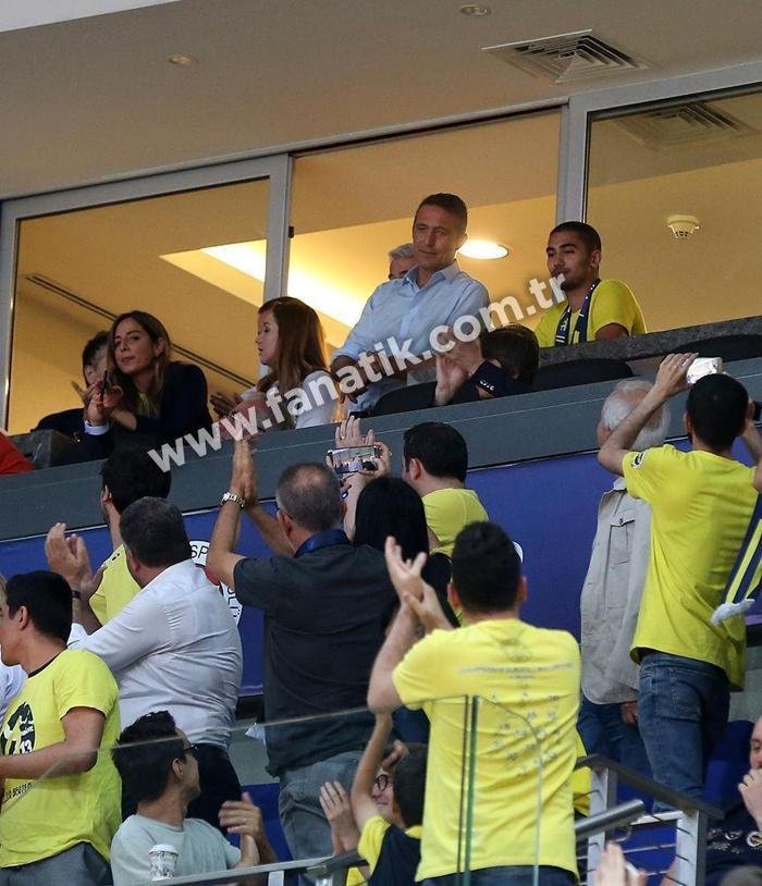 Fenerbahçe Doğuş ve Ali Koçun şampiyonluk coşkusu