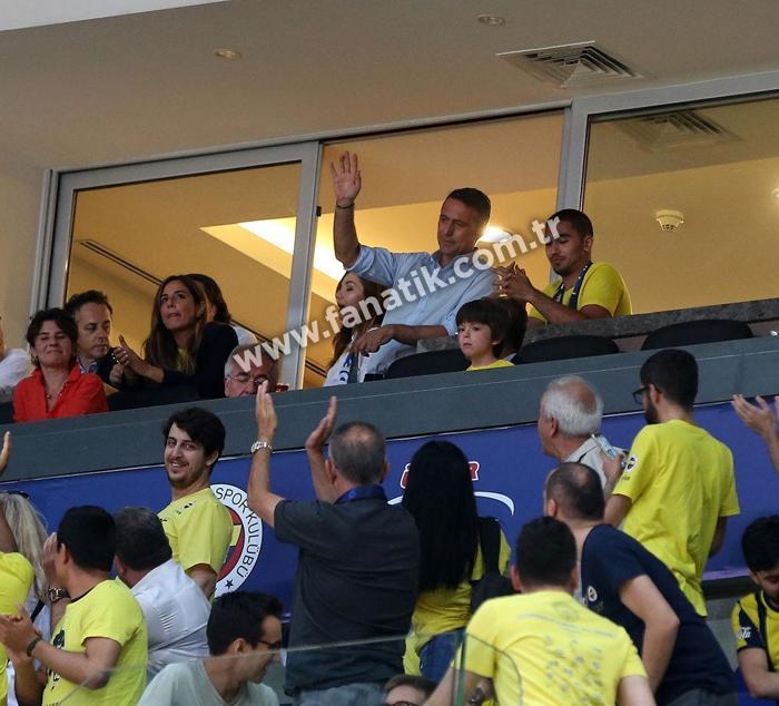 Fenerbahçe Doğuş ve Ali Koçun şampiyonluk coşkusu