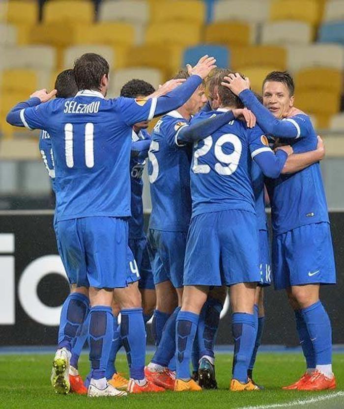 Defans: Douglas Silva - Dnipro