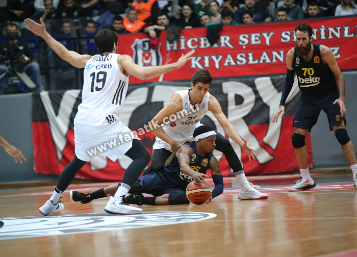 Beşiktaş Sompo Japan - Fenerbahçe Beko maçından ekrana yansımayanlar