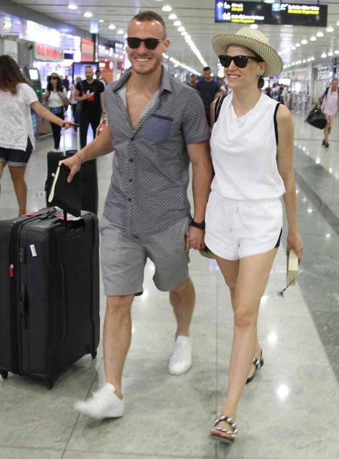 Serenay Sarıkaya ile Kerem Bürsin helikopterle ABD semalarında