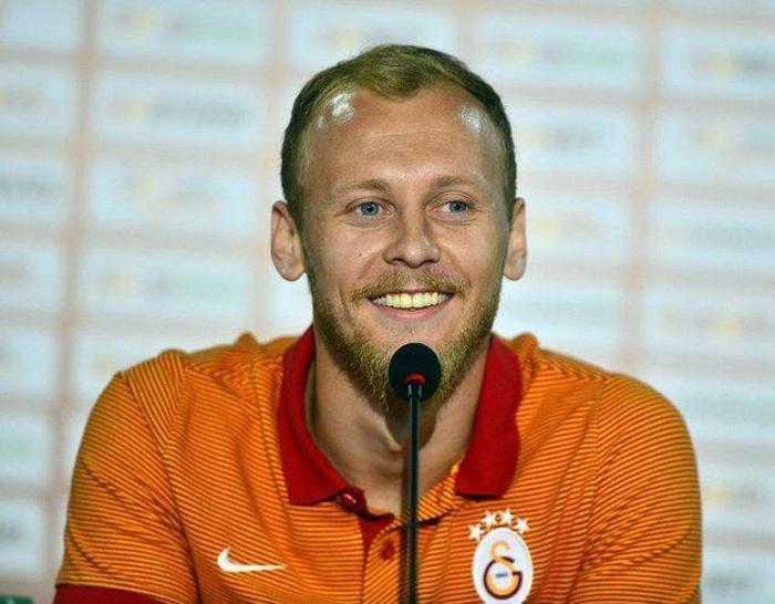 Sabri Sarıoğlu Galatasaraya geri mi dönüyor
