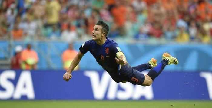 25) Robin van Persie | 266 kariyer golü