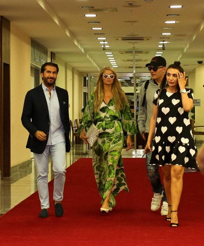 Paris Hilton Antalyaya geldi