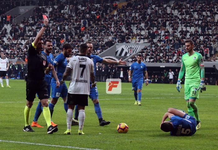 An be an Ricardo Quaresmanın direkt kırmızı kartı