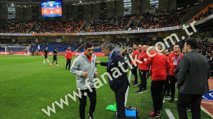 Başakşehir-Beşiktaş maçındaki gizemli güzel
