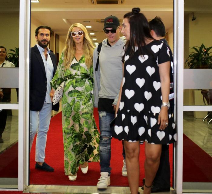 Paris Hilton Antalyaya geldi
