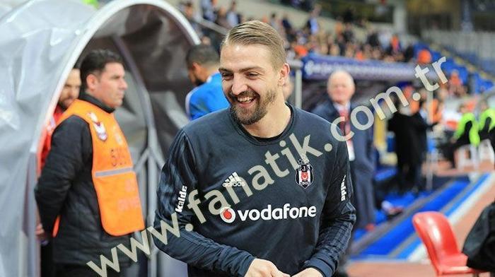 Başakşehir-Beşiktaş maçındaki gizemli güzel
