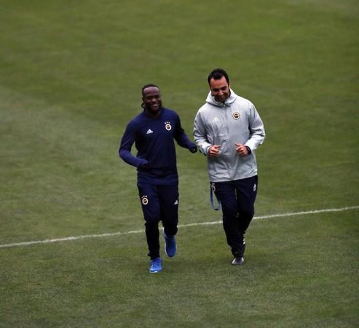 Moses ayağının tozu ile ilk idmanını gerçekleştirdi