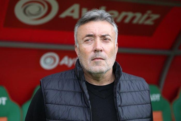 Galatasaraydan son dakika gelişmesi Domenec Torrent odadan kovdu İşte Alanyaspor maçı öncesinde yaşananlar