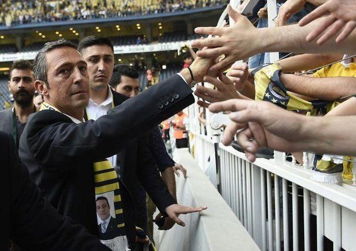 Ali Koç Barcelonalı David Badiayı getiriyor