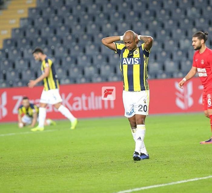Fenerbahçe - Ümraniyespor maçında yeni transfer Victor Moses tribündeydi