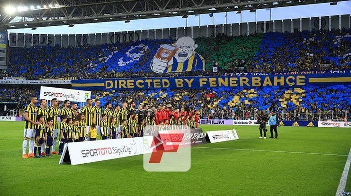 Fenerbahçe-Galatasaray derbisinden kareler