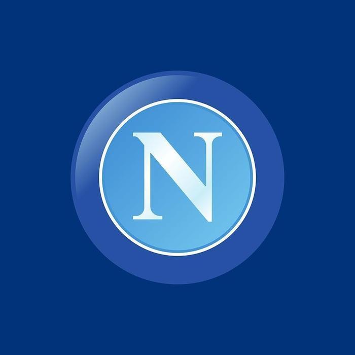 21) Napoli