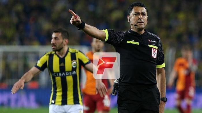 Fenerbahçe-Galatasaray derbisinden kareler