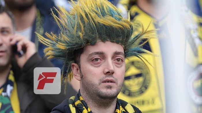 Fenerbahçe-Galatasaray derbisinden kareler