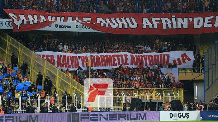 Fenerbahçe-Galatasaray derbisinden kareler