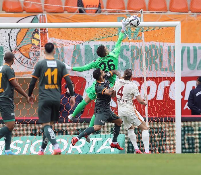 Inaki Pena, Galatasaray taraftarını mest etti: İsmail Çipe olsa 4lük olurduk