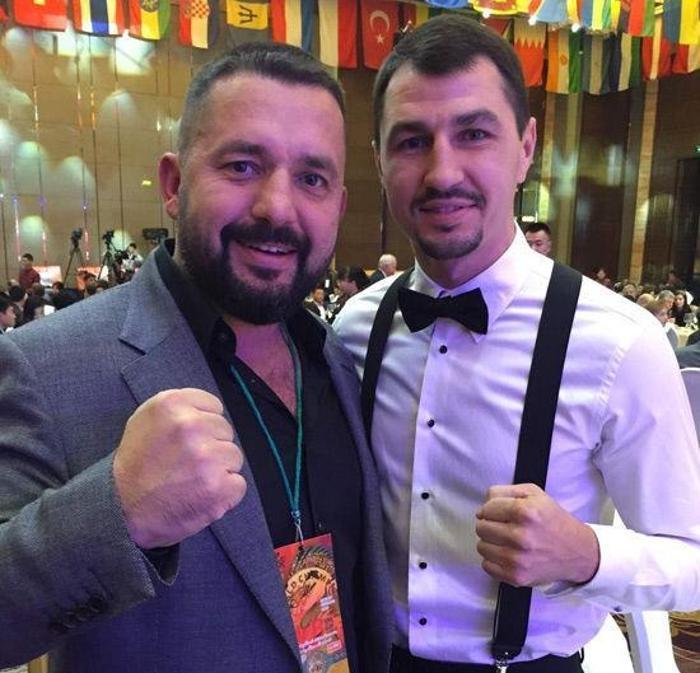 Ahmet Öner, boks dünyasının devleriyle buluştu