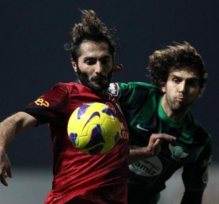 Galatasarayda Hamit Altıntop yolcu